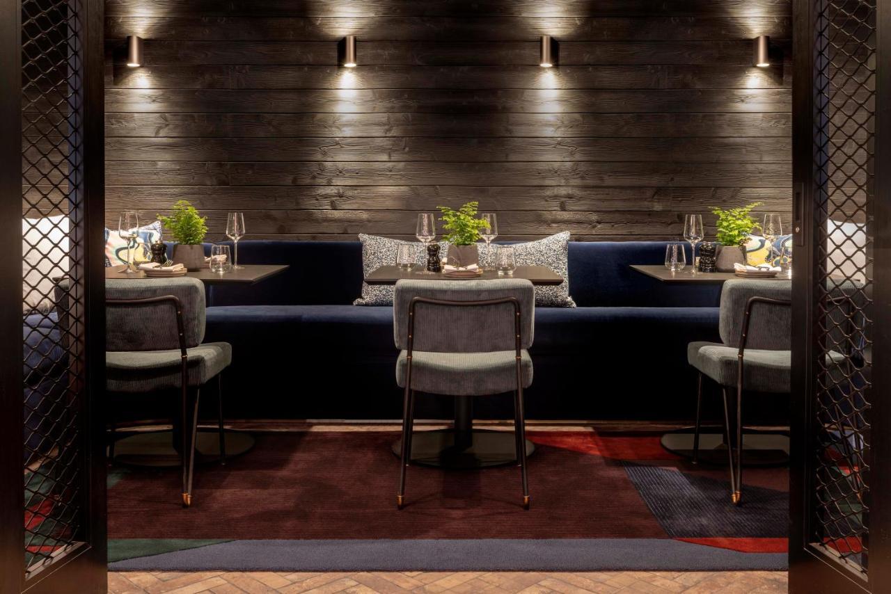 Virgin Hotels Edinburg Exteriör bild Interior of the restaurant